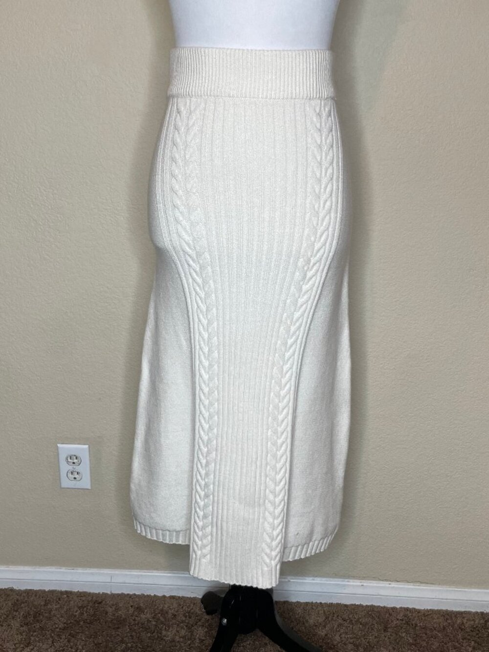 CYRUS Coquette Cable Knit Maxi Skirt Cream Ivory Ribbed Winter Cottagecore XS - Picture 8 of 16